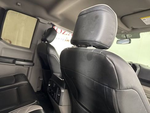 Used 2018 Ford F150 XLT w/ Equipment Group 302A Luxury image 19