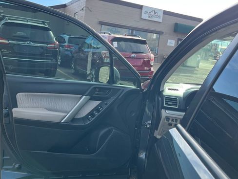 Used 2018 Subaru Forester 2.5i Premium image 10