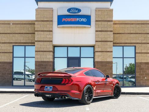 Used 2019 Ford Mustang GT Premium RWD image 6