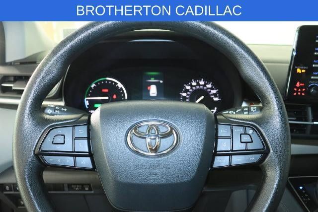 Used 2024 Toyota Sienna LE AWD/4WD image 17