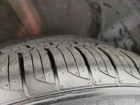 Used 2025 Nissan Altima 2.5 SV FWD image 4