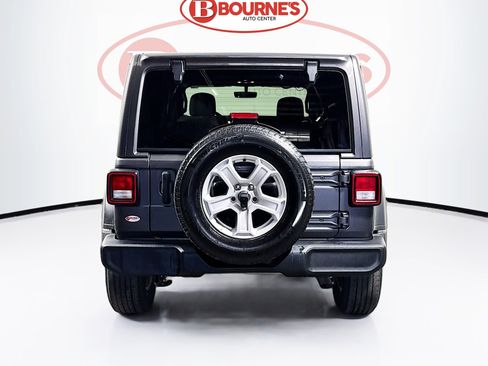 Used 2022 Jeep Wrangler Unlimited Sport w/ Sun And Sound Package AWD/4WD image 10