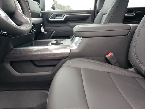 New 2026 Chevrolet Silverado 3500 LTZ w/ LTZ Plus Package image 26