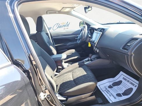 Used 2024 Mitsubishi Outlander Sport ES image 13