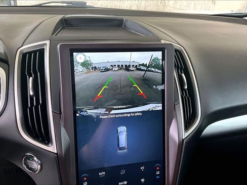 Certified 2021 Ford Edge SE FWD image 27