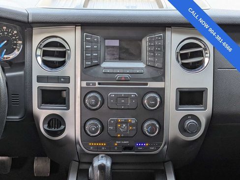 Used 2017 Ford Expedition XLT RWD image 18