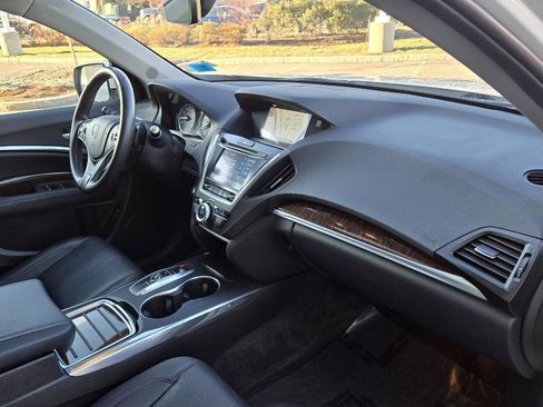 Used 2018 Acura MDX SH-AWD w/ Technology Package image 18