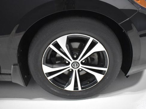 Certified 2023 Nissan Sentra SV FWD image 10
