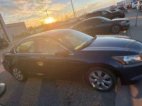 Used 2010 Honda Accord EX image 3