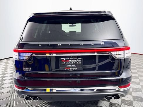 Used 2022 Lincoln Aviator Reserve AWD/4WD image 6