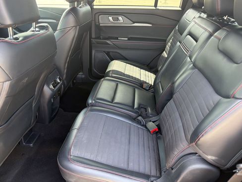 Certified 2025 Ford Explorer ST-Line w/ ST-Line Street Pack AWD/4WD image 24