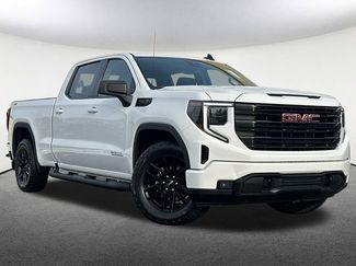 Used 2024 GMC Sierra 1500 Elevation video 2