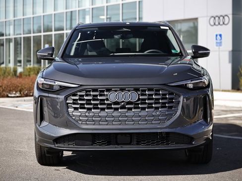 New 2025 Audi Q5 Premium Plus image 12