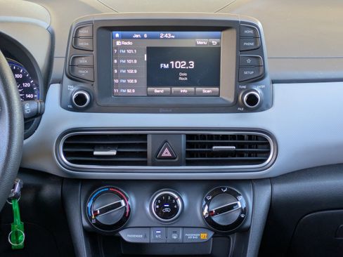 Used 2019 Hyundai Kona SE image 13