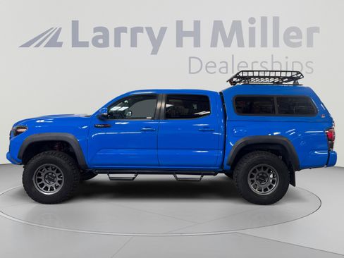 Used 2019 Toyota Tacoma TRD Pro AWD/4WD image 2
