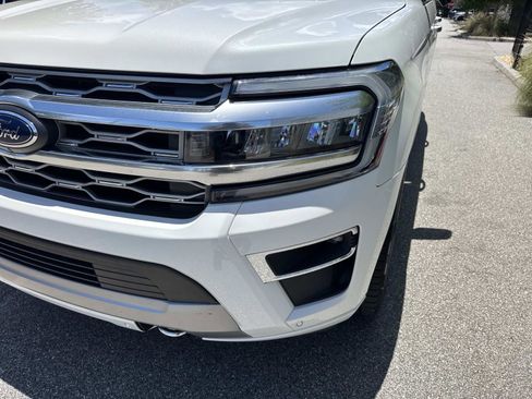 Used 2023 Ford Expedition Platinum AWD/4WD image 9