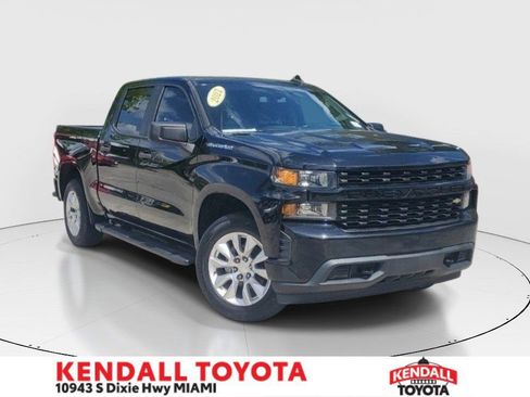 Used 2021 Chevrolet Silverado 1500 Custom image 1