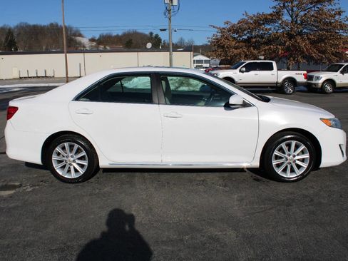 Used 2012 Toyota Camry XLE image 6