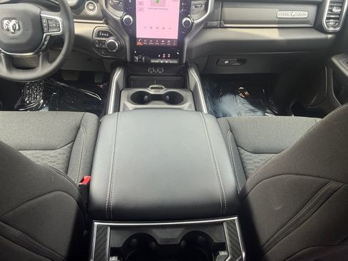 Used 2026 RAM 1500 Lone Star AWD/4WD image 15