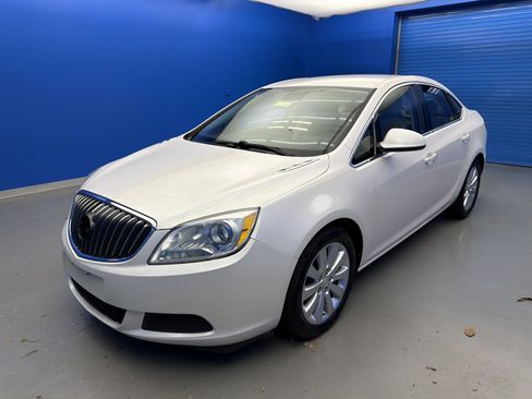 Used 2015 Buick Verano image 4