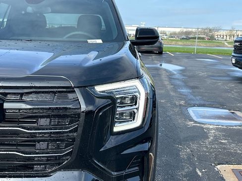 New 2026 GMC Terrain Elevation w/ Elevation Premium Package AWD/4WD image 11