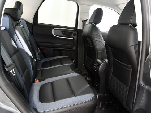 Used 2025 Ford Bronco Sport Outer Banks w/ Sasquatch Outer Banks Package AWD/4WD image 19
