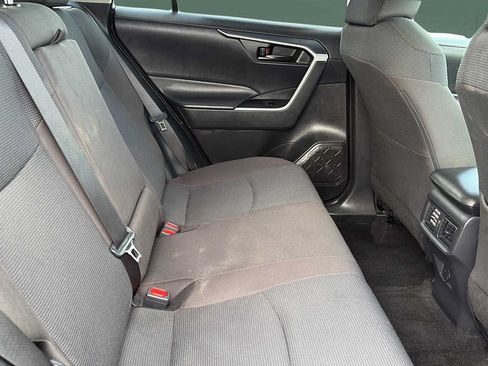 Used 2025 Toyota RAV4 LE AWD/4WD image 22