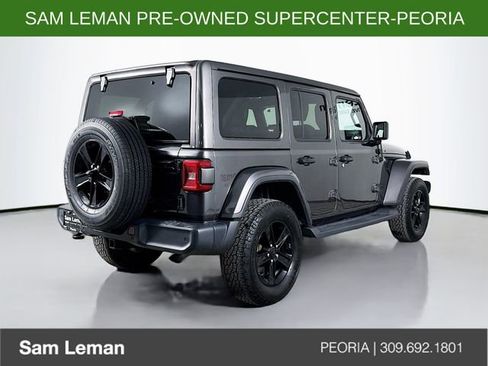Used 2020 Jeep Wrangler Unlimited Sahara image 7