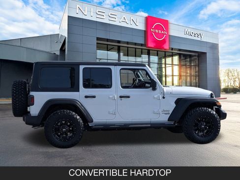 Used 2020 Jeep Wrangler Unlimited Sport S image 6