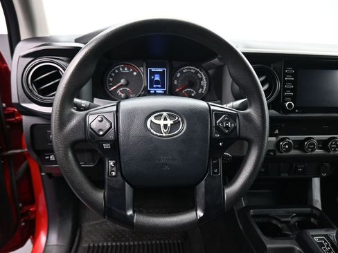 Used 2020 Toyota Tacoma SR image 12