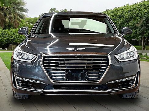 Used 2019 Genesis G90 5.0 Ultimate RWD image 2