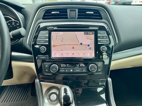 Used 2023 Nissan Maxima Platinum w/ Sport Mat Group image 13