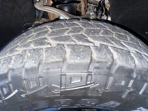 Used 2022 Chevrolet Silverado 1500 Custom Trail Boss w/ Midnight Edition image 27