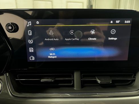 New 2026 Chevrolet Trax LT w/ Driver Confidence Package FWD image 20