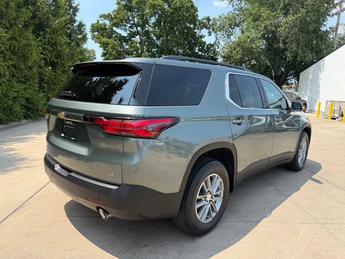 Used 2023 Chevrolet Traverse LT FWD image 31