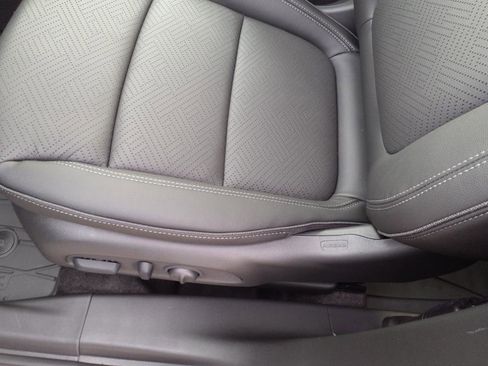 Used 2023 Buick Encore GX Essence w/ Experience Buick Package image 14