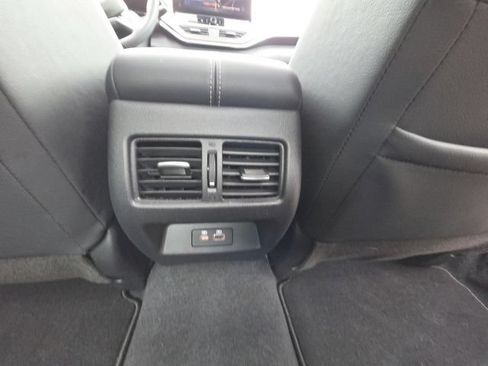 Used 2025 Nissan Altima 2.5 SL FWD image 29