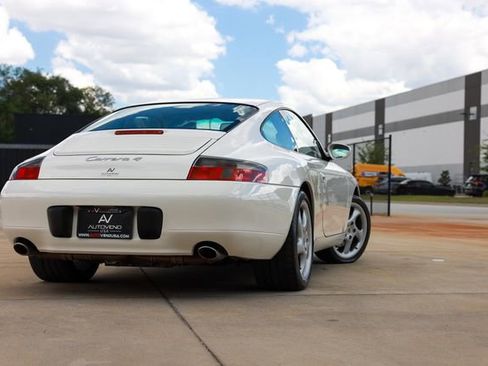 Used 2001 Porsche 911 Carrera 4 AWD/4WD image 49