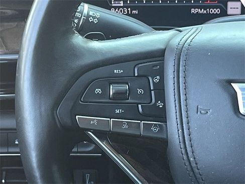 Used 2022 Cadillac Escalade Premium Luxury Platinum image 14