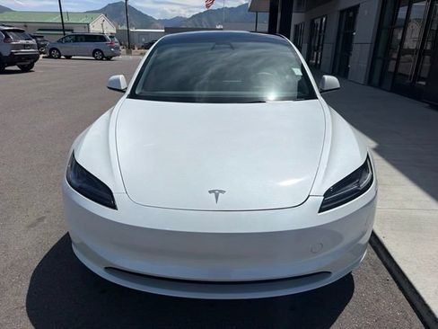 Used 2025 Tesla Model 3 Long Range AWD/4WD image 2