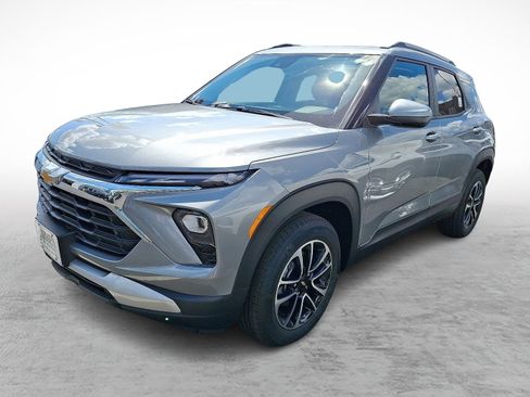 New 2026 Chevrolet TrailBlazer LT w/ Convenience Package image 3