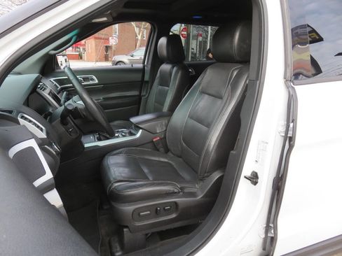 Used 2015 Ford Explorer Sport w/ Equipment Group 401A image 10