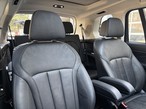 Used 2019 BMW X7 xDrive50i w/ Premium Package AWD/4WD image 25