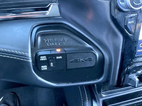 Used 2022 RAM 3500 Limited image 32