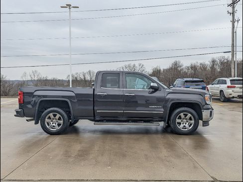 Used 2015 GMC Sierra 1500 SLT w/ Suspension Package, Off-Road image 6