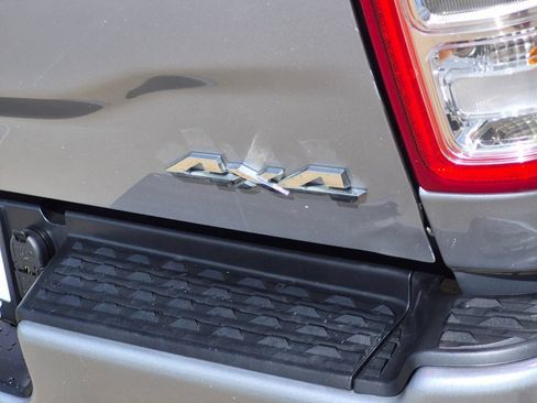 Used 2022 RAM 2500 Big Horn AWD/4WD image 9