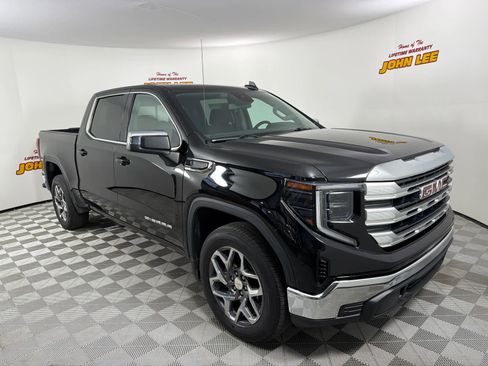 Used 2023 GMC Sierra 1500 SLE w/ Preferred Package RWD image 8
