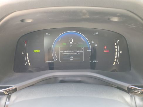 Used 2025 Toyota Camry LE FWD image 23