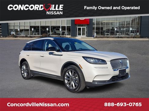 Used 2022 Lincoln Corsair AWD w/ Premium Package image 1