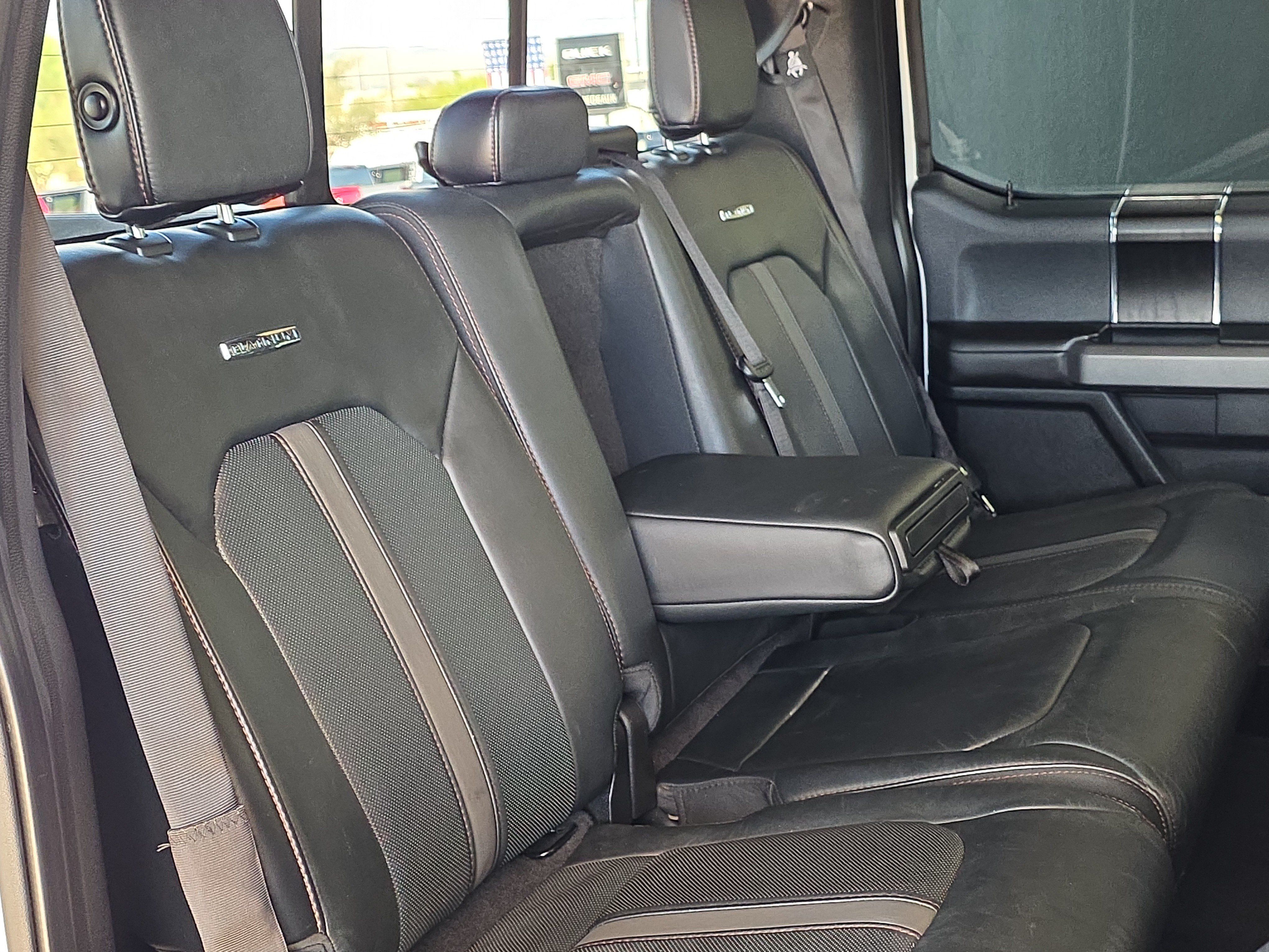 Used 2019 Ford F150 Platinum w/ Equipment Group 701A Luxury AWD/4WD image 31
